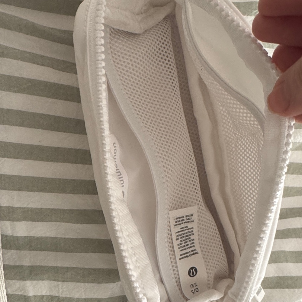 lululemon athletica White Belt Bag (Everyday) - Picture 6 of 7